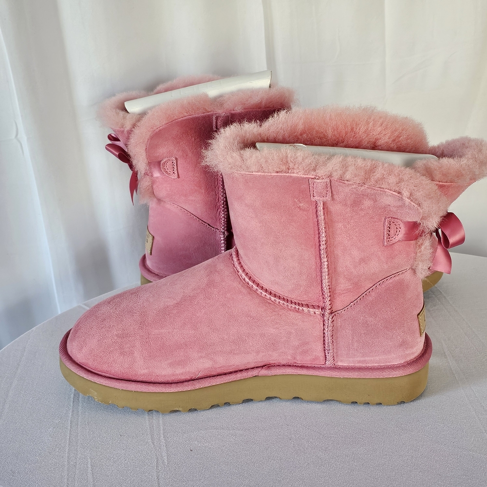 UGG Pink Women's Boots - Picture 5 of 8